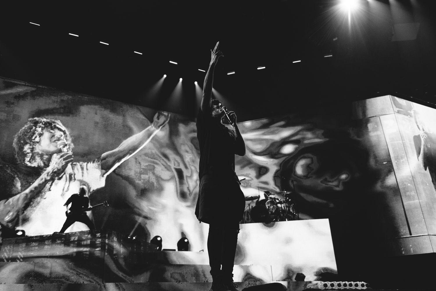 bring-me-the-horizon-the-o2-2016-9