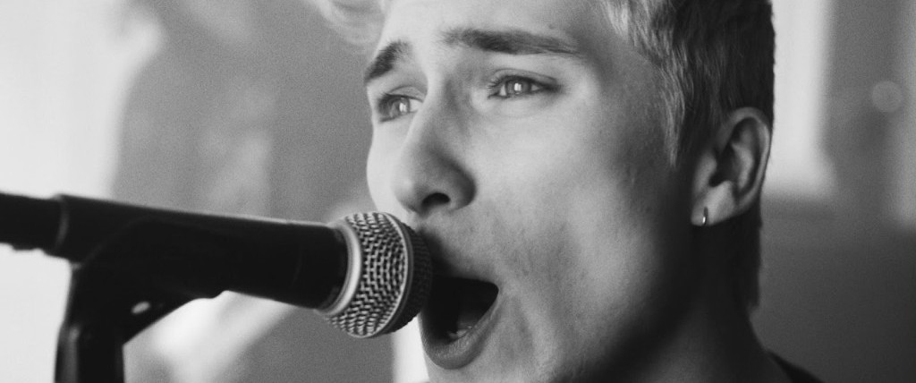 Holding Absence 2018