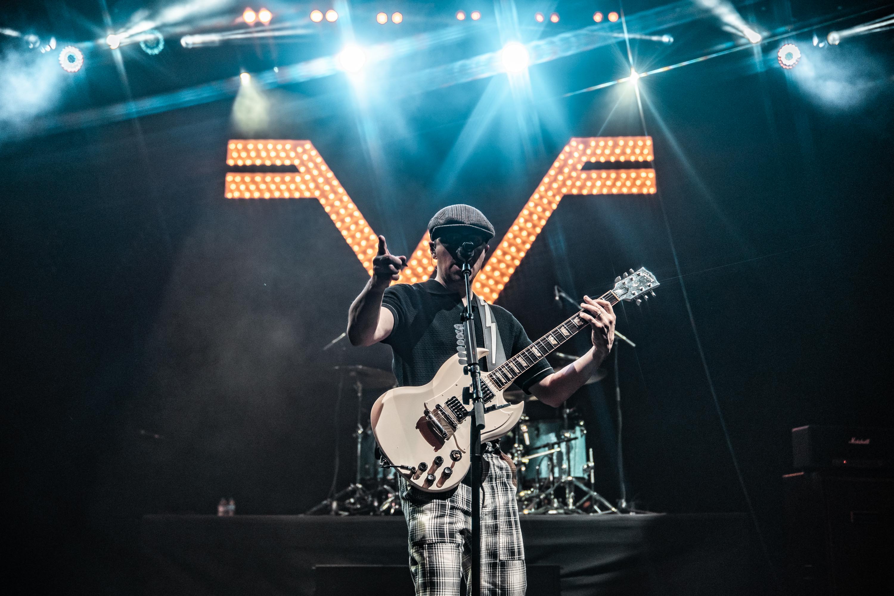 Weezer - O2 Brixton London 2019 - GIG GOER