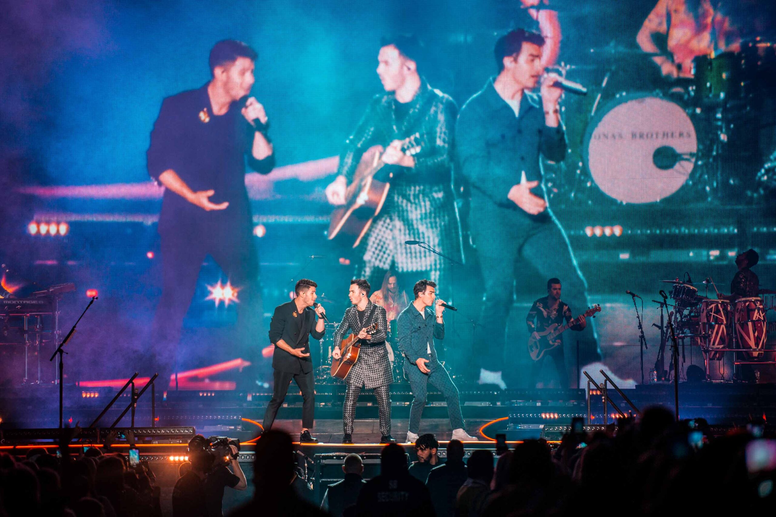 Jonas Brothers - SSE Arena Wembley London - GIG GOER 2020