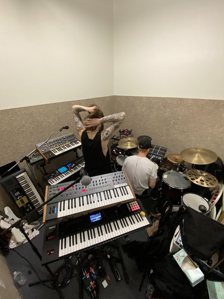 Backstage With... MISSIO - GIG GOER