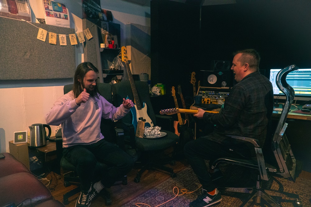 Backstage With... Weatherstate - GIG GOER